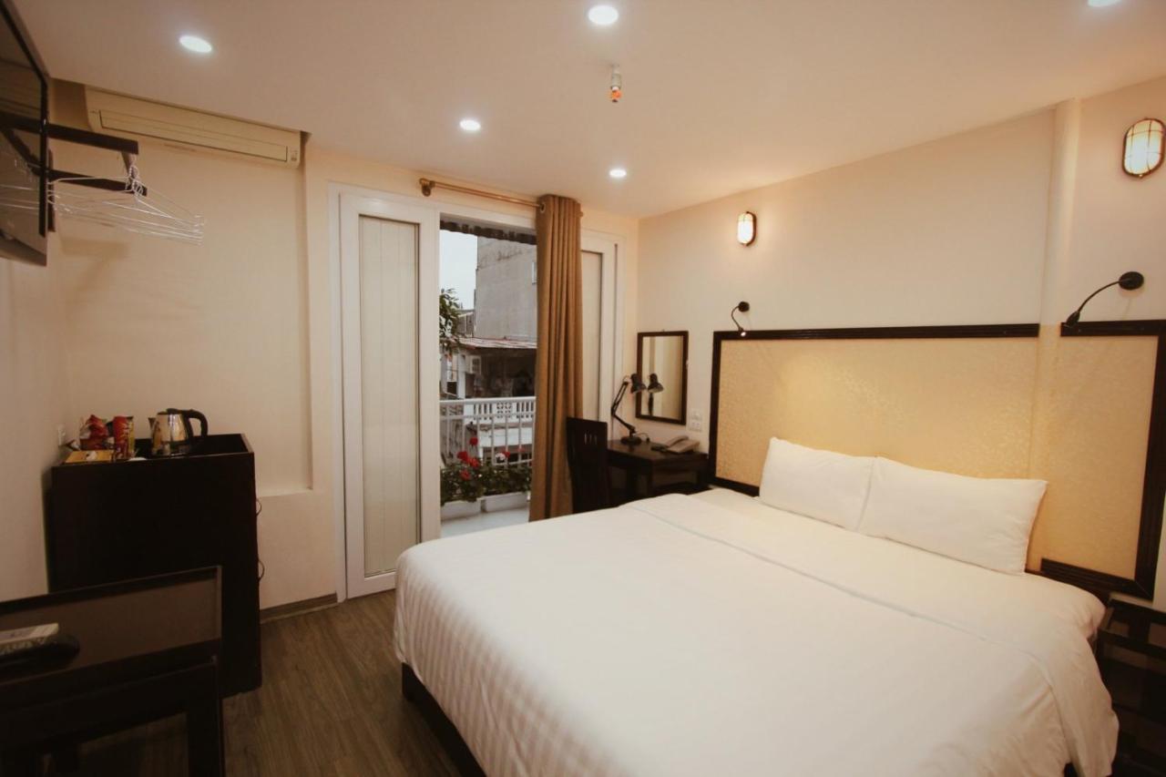 Ellogia Rusta Hotel - Managed By Hostesk Hanoi Exterior photo