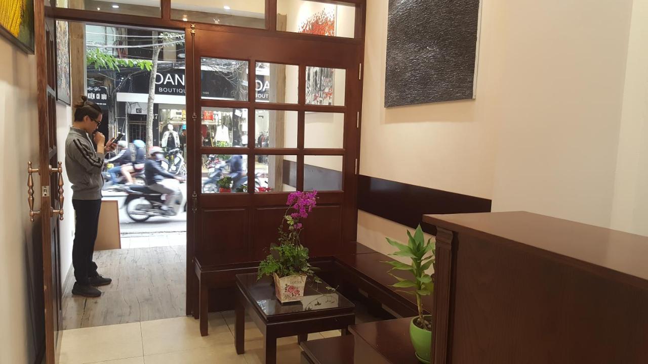 Ellogia Rusta Hotel - Managed By Hostesk Hanoi Exterior photo