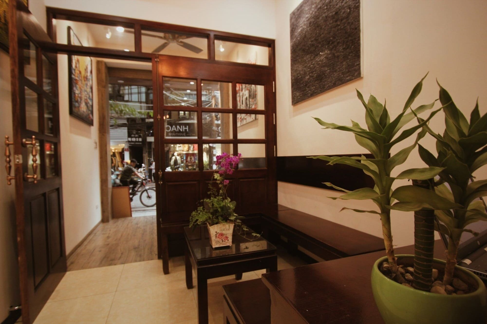 Ellogia Rusta Hotel - Managed By Hostesk Hanoi Exterior photo